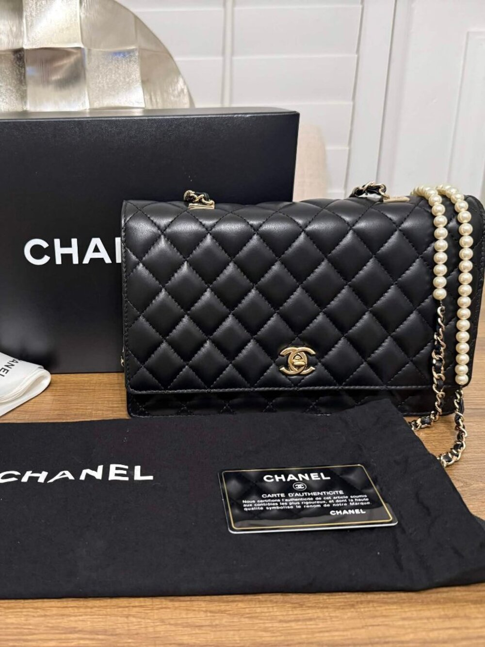 Chanel Fantasy Pearl Flap Bag in Black Lambskin, LGHW - Picture 1 of 11